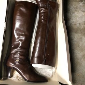 Salvatore Ferragamo size 6 brown boots